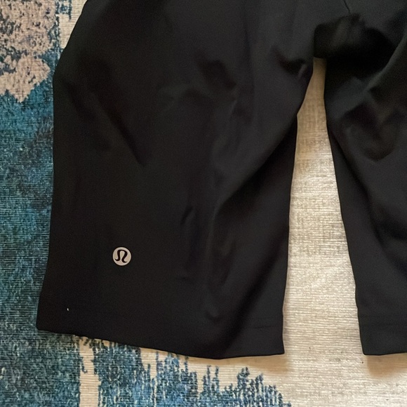 Lululemon Biker shorts - Picture 3 of 3